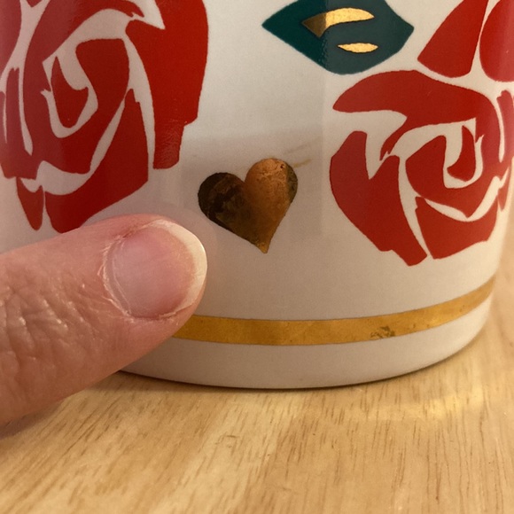 Vintage Gilded Rose Mug - Picture 5 of 9